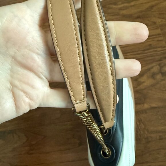 Tory Burch Women's Kira Chevron Convertible Shoulder Bag - Picture 13 of 16